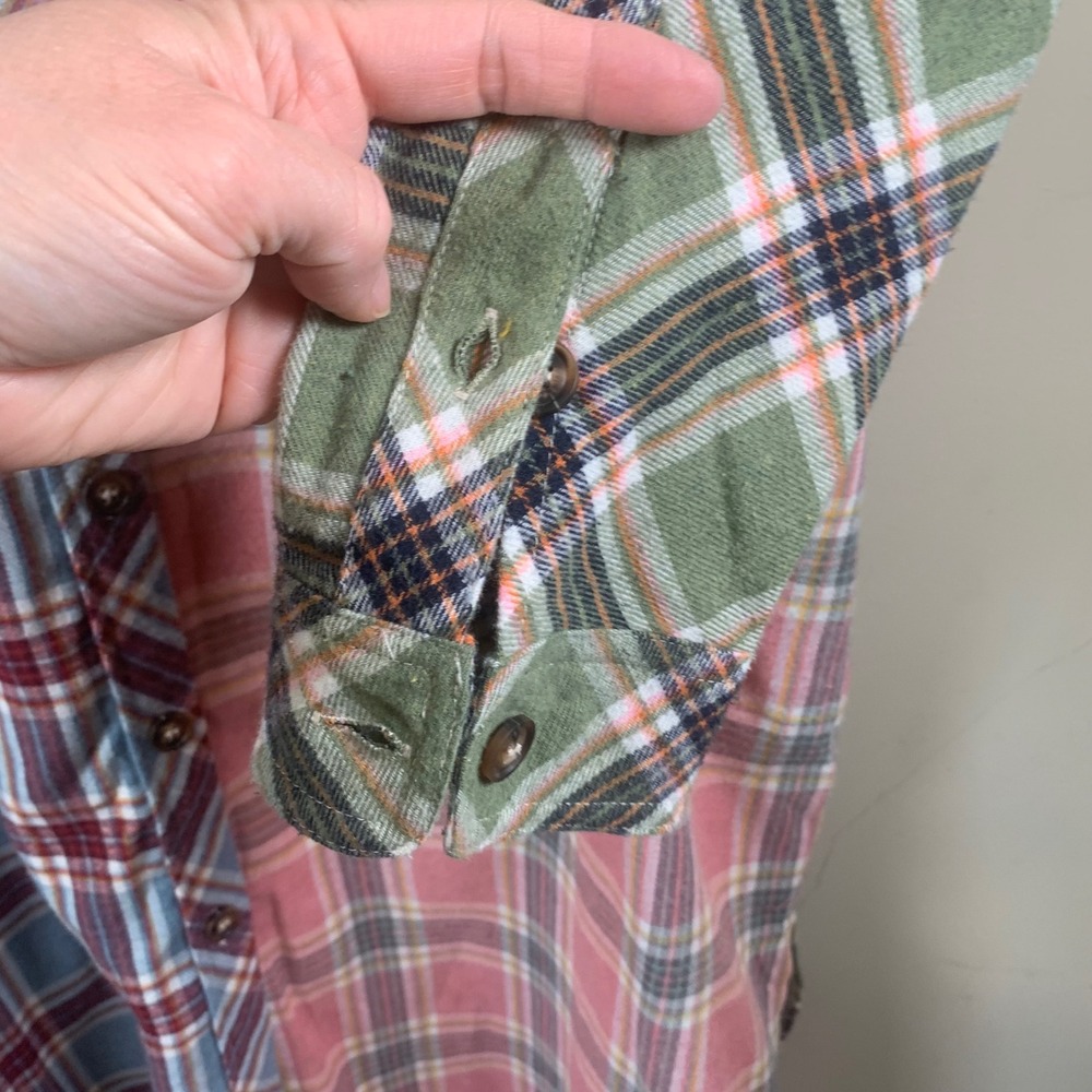 Oli and Hali Mixed Plaid Real World Duster Long Flannel Button Down Size Medium - Picture 6 of 11
